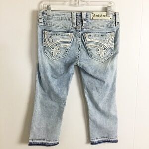 Rock Revival Capri Kaitlyn Cropped Pants Light Wash